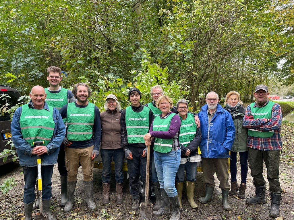 Groep vrijwilligers Meer Bomen Nu 4 november