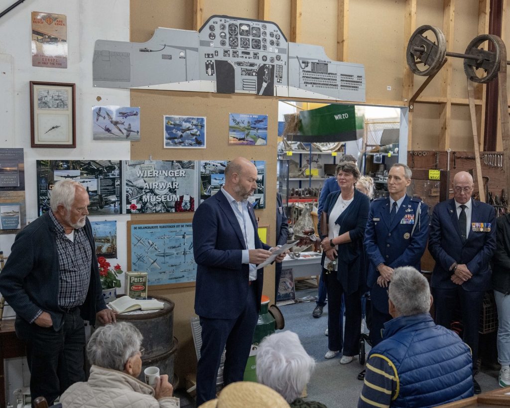 Ontvangst in het NUBO Motormuseum in Hippolytushoef.