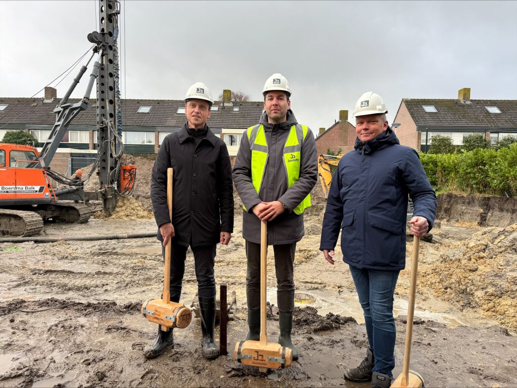 3 personen - Eerste paal Slingerweg