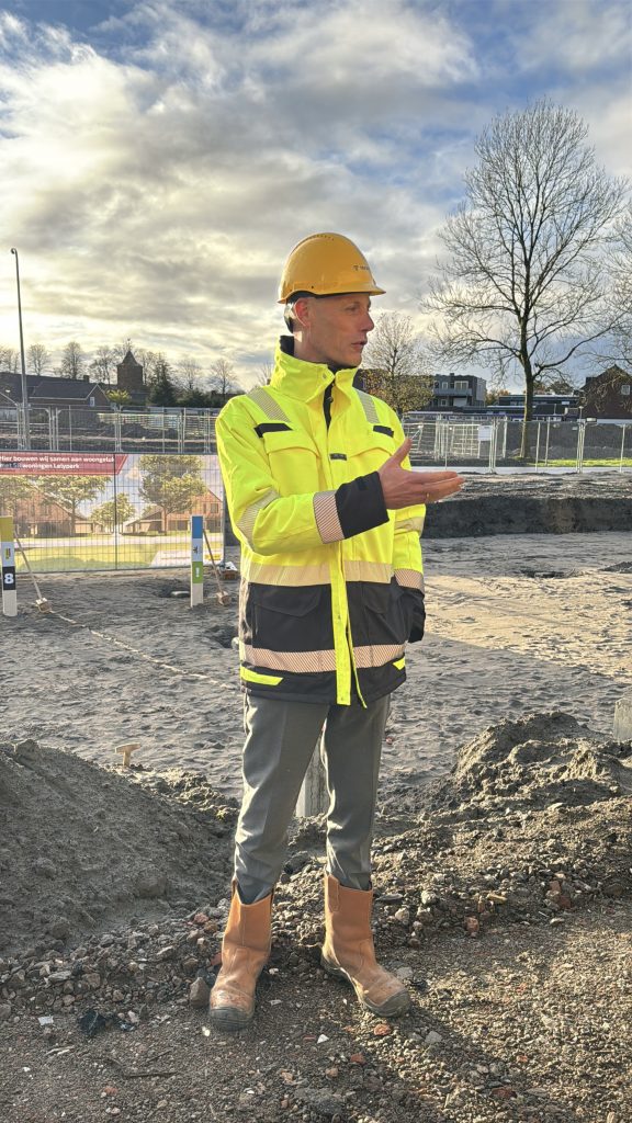 Arjan Hoogeboom - eerste paal Lelypark Wieringerwerf