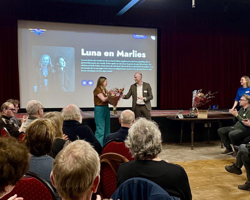 Wilma Beers in het zonnetje gezet door Robert Leever.