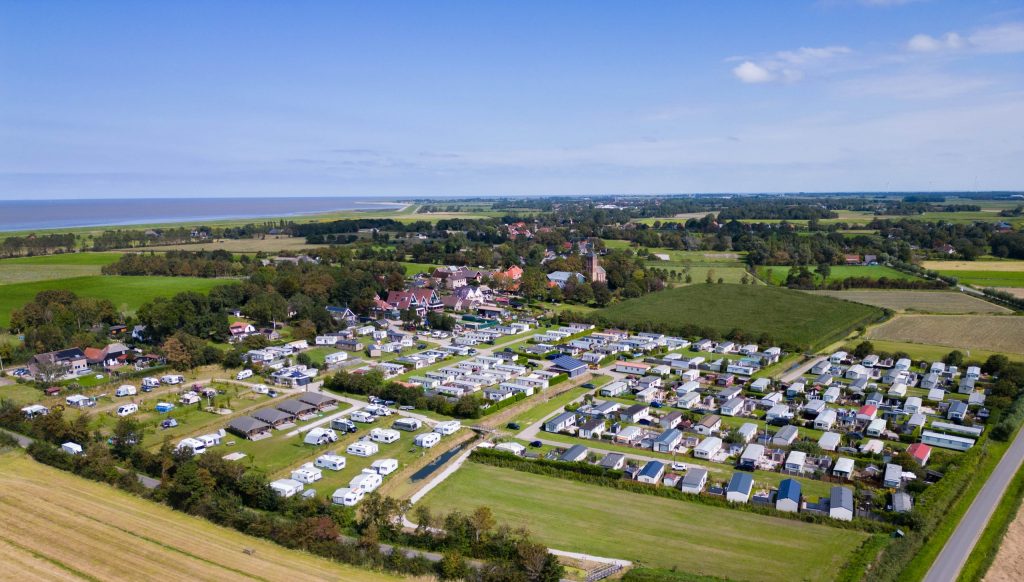 Camping van boven gezien