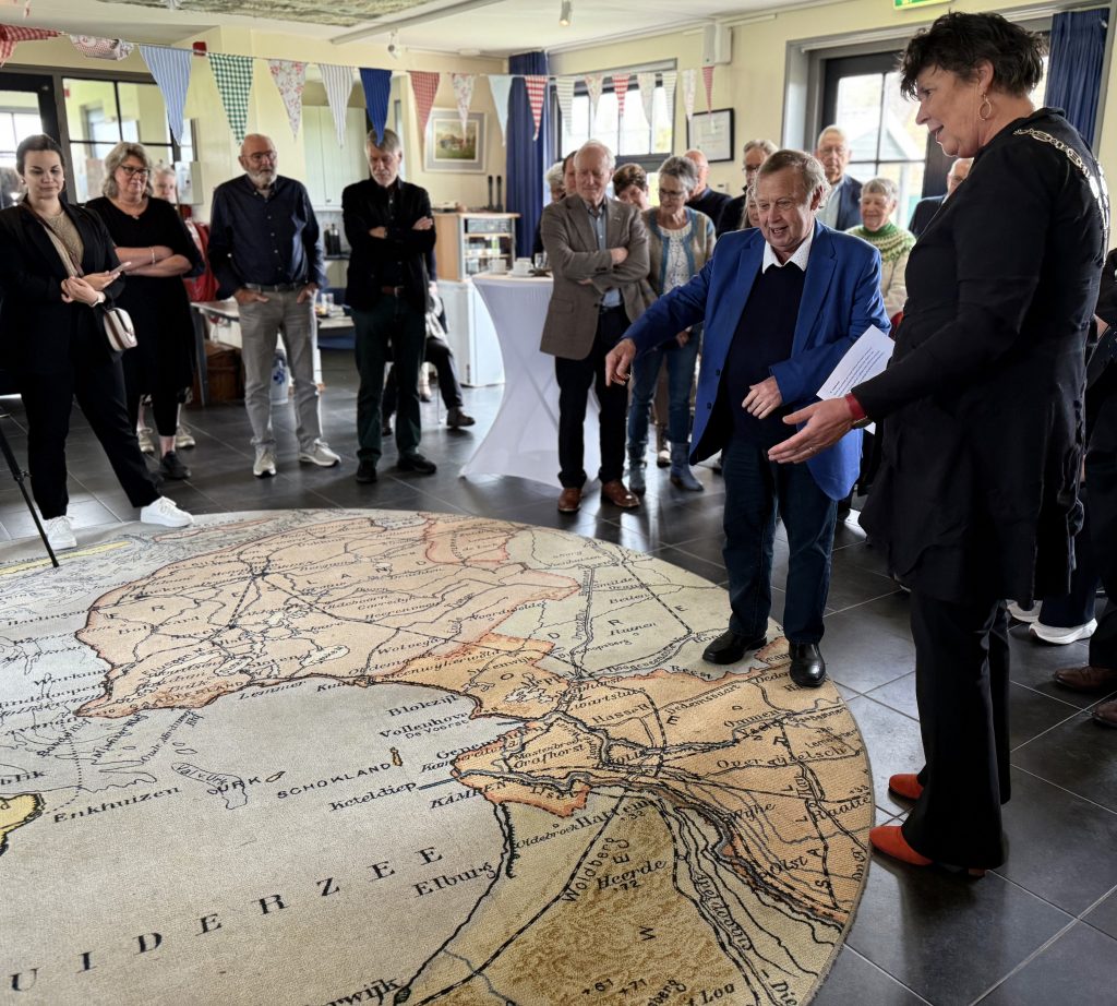 Burgemeester in museumboerderij