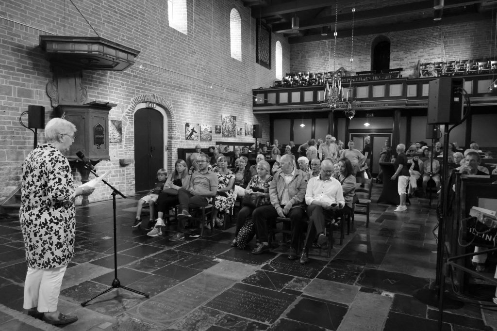 Mannen van Basalt - tentoonstelling - opening - foto Kenneth Stamp