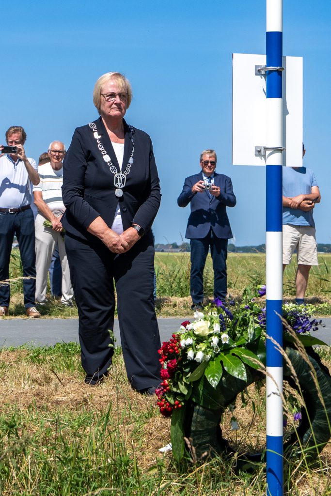 Onthulling van Herdenkingspaal in Middenmeer 21 juni 2025