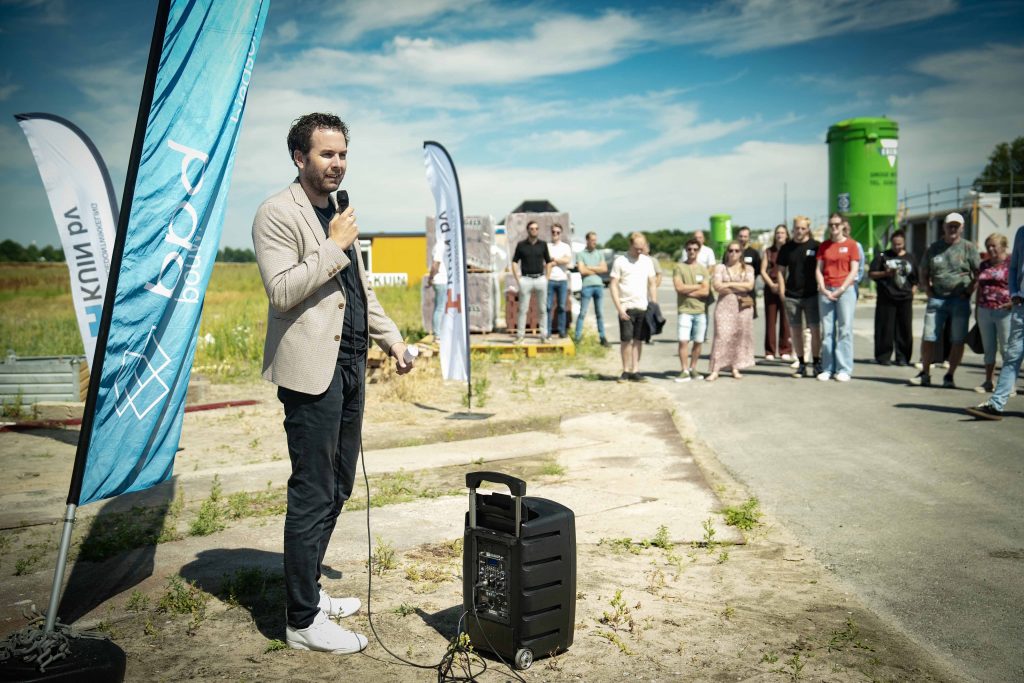 Mark Versteeg verwelkomde alle toekomstige bewoners