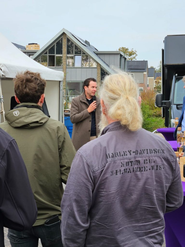 Mark Versteeg deed een woordje