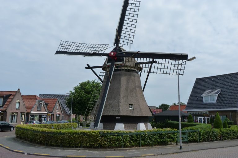 Molen de Hoop in Den Oever
