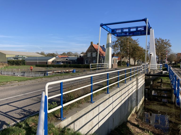 Slootsluisbrug in Slootdorp