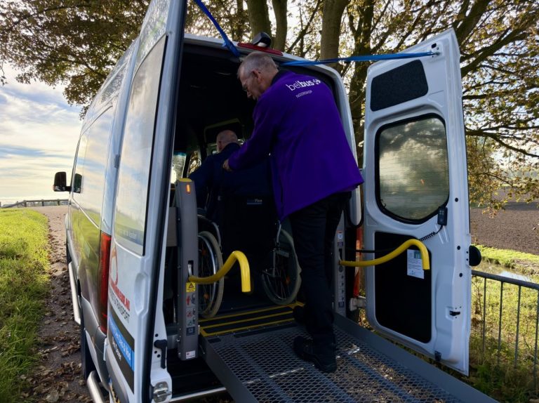 Vrijwilliger van de belbus